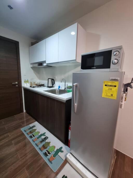 Great View 1 Bedroom Condo In Makati Near Trident Tower Manila Eksteriør bilde